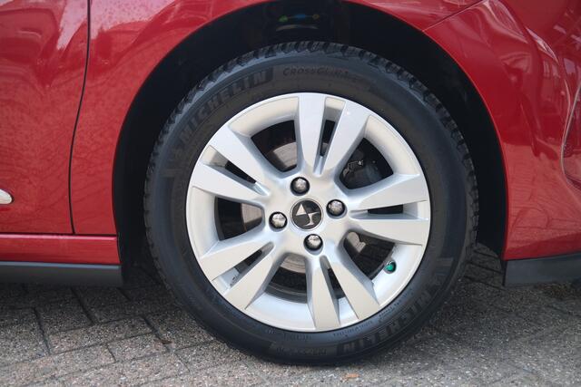 DS DS 3 1.2 PureTech So Chic Navi | Sensoren | Sportstoelen | LM velg