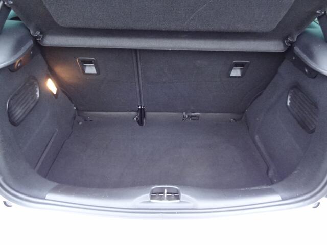 DS DS 3 1.2 PureTech So Chic | NAVI | NL-AUTO | TREKHAAK | CRUISE | CLIMA