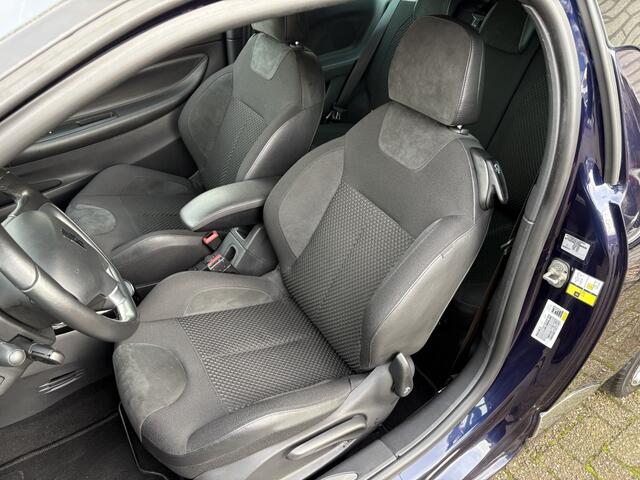 DS DS 3 1.2 110PK So Chic AUTOMAAT / Navi