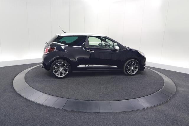 DS DS 3 PureTech 110 So Chic | Camera | Navigatie | Parkeersensoren | Climate Control