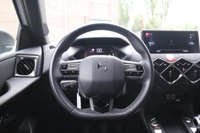 DS DS 3 CROSSBACK 1.2 PureTech Montmartre