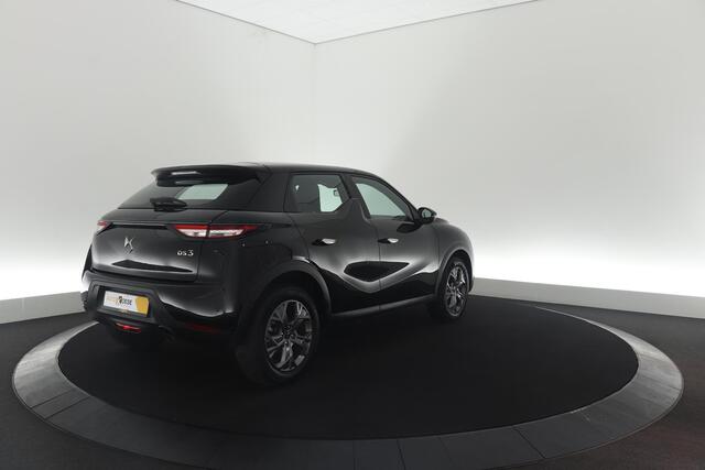 DS DS 3 CROSSBACK PureTech 100 Montmartre | Parkeersensoren | Apple Carplay | Allseason Banden | Navigatie | Climate Control