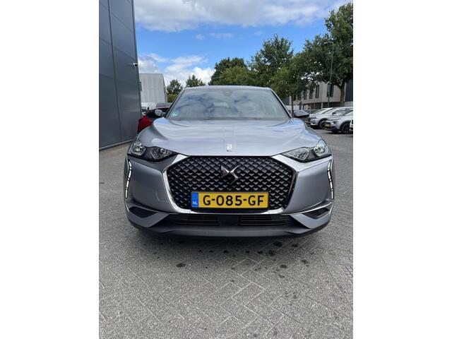 DS DS 3 CROSSBACK 100pk Business (Naviatie - Automatische Airco - 17" incl 4S - Apple Carplay - Parkeersensoren)