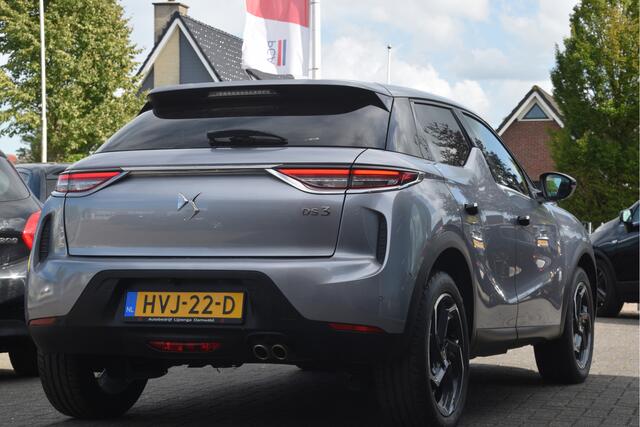 DS DS 3 CROSSBACK 1.2 PureTech Grand Chic Carplay | LED | Keyless | Head-up | Getint glas | LMV