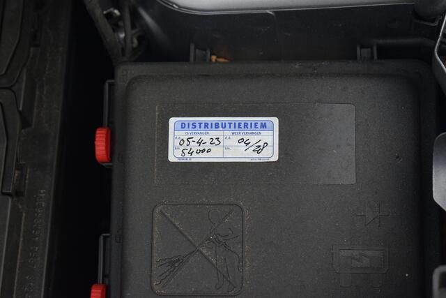 DS DS 3 CROSSBACK 1.2 PureTech Business | Afn. Trekhaak | Apple CarPlay | Half Leer | Climate