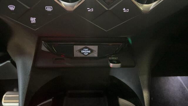 DS DS 3 CROSSBACK E-Tense Performance Line 50 kWh | SoH 92,4 % | Navigatie pro | Parkpilot/Camera | HUD | Keyless |