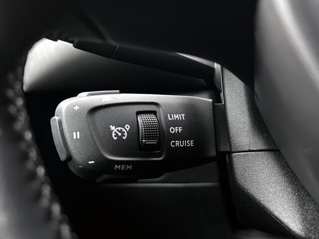 DS DS 3 CROSSBACK 130 pk Automaat Grand Chic | Adaptive Cruise | Leder | Head-up Display |