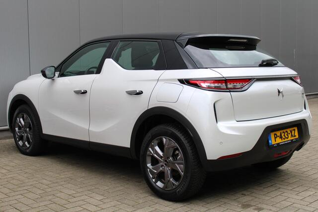 DS DS 3 CROSSBACK 1.2 PureTech 100pk Montmartre | Navigatie | Parkeersensoren | Cruise control | Carplay | Climate control