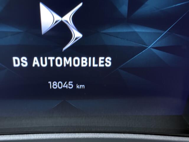 DS DS 4 1.2 PureTech Esprit De Voyage + WIT LEDEREN BEKLEDING + Panorama Schuif-Kanteldak