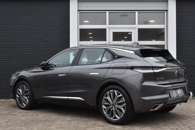 DS DS 4 E-Tense Bastille Plug in Hybride 225 EAT8 Automaat Navigatie | Airconditioning ECC | Camera | Elektrische achterklep | Adaptieve Cruise control | Dodehoek Detectie | Isofix Bevestigingspunten | Zeer Compleet!!!