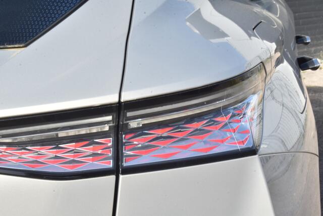 DS DS 4 PHEV 225 EAT8 Étoile Automaat | Navigatie | Camera achter | PDC V+A |