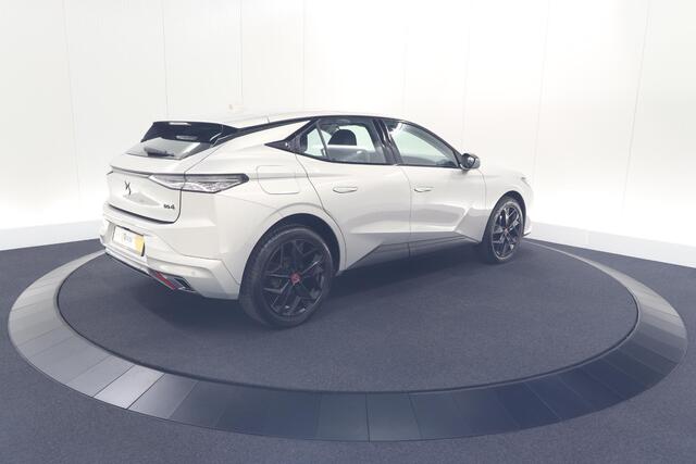 DS DS 4 PureTech 130 EAT8 Performance Line | Camera | Apple Carplay | Alcantara® bekleding | Parkeersensensoren