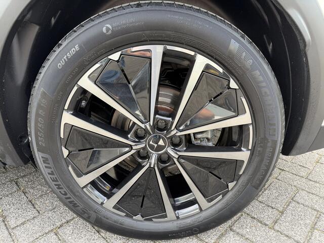 DS DS 7 300pk 4x4 Esprit De Voyage (Leder incl verwarming/koeling/massage/geheugen - Elektrische klep - Dodehoekdetectie - Keyless Entry - Camera - LED - 19"- Navigatie - Apple Carplay)