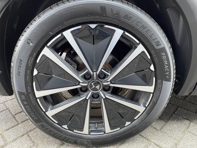 DS DS 7 Crossback 300pk 4x4 Rivoli (Elektrische Klep - Leder incl geheugen - 360gr Camera - Focal Electra - Adaptieve Cruise Controle - Dodehoek detectie - Keyless Entry - LED)