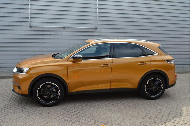 DS DS 7 Crossback E-Tense 4x4 Executive PHEV O.a: Pano dak, Wegklapbare trekhaak, Key-less, Camera, Pdc, Etc... Rijklaar! All-In prijs!