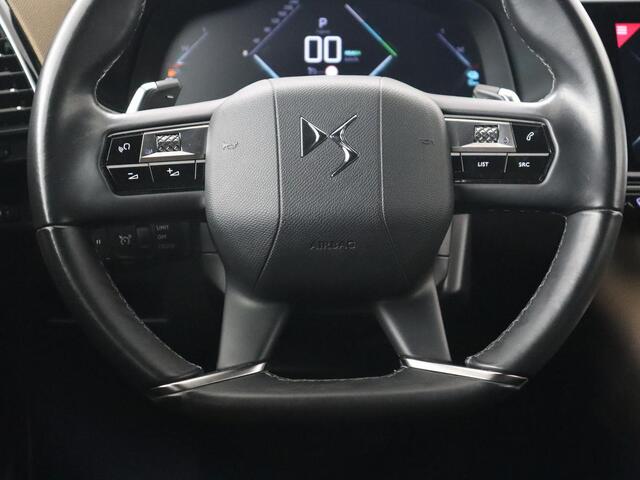 DS DS 7 Crossback E-Tense Be Chic | Camera | Bi-Xenon | Carplay | Navigatie | 19'' | Digital Cockpit | Climate control | Parkeerhulp | Cruise control | PHEV | Plug In