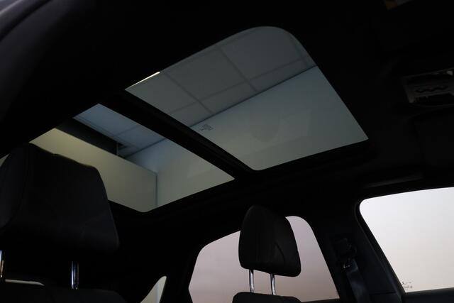 DS DS 7 Crossback 180 Louvre Nappaleer | Panorama schuif/kanteldak | Stoelverwarming HiFi, Camera | Massagestoelen | 20" LM