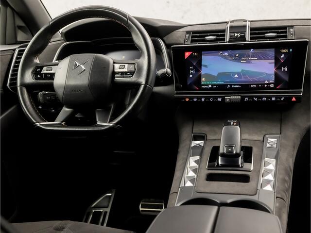 DS DS 7 Crossback 1.6 PureTech Performance Sport 181Pk Automaat (APPLE CARPLAY, GROOT NAVI, ALCANTARA, GETINT GLAS, SPORTSTOELEN, ADAPTIVE CRUISE, LED KOPLAMPEN, KEYLESS, LANE ASSIST, NIEUWSTAAT)
