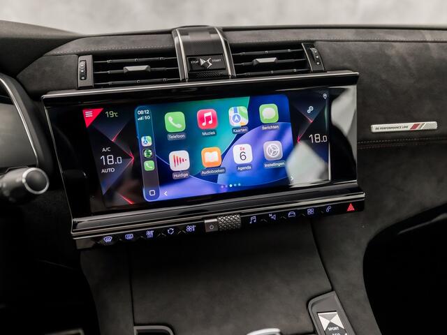 DS DS 7 Crossback 1.6 PureTech Performance Line 181Pk Automaat (PANORAMADAK, APPLE CARPLAY, GROOT NAVI, LEDER/ALCANTARA, SPORTSTOELEN, TREKHAAK, PARKEERSENSOREN, NIEUWSTAAT)