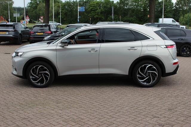 DS DS 7 Crossback E-Tense 4x4 Performance Line+ / Trekhaak / Panoramadak / Bruin Leder / Keyless / 19'' / Stoelverwarming / Dodehoek / CarPlay / DAB / Cruise Control