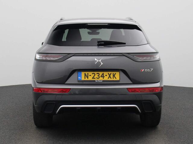 DS DS 7 Crossback 1.2 PureTech Performance Line | Alcantara Bekleding | Apple Carplay/Android Auto | Parkeersensoren | Achteruitrijcamera |
