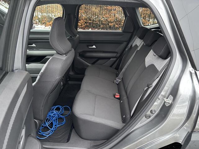 Dacia Bigster 1.8 Hybrid 155 Launch Edition | Panoramadak | Stoel + voorraam verwarming | 360 camera |