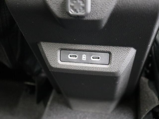 Dacia Bigster Hybrid 155pk Limited Edition | Panoramisch dak | 360 graden camera | Elek. kofferklep | Stoel- en stuurwielverwarming | Voorruitverwarming |
