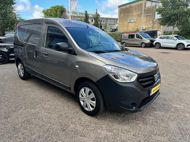 Dacia DOKKER 1.6 MPI 100 Basic