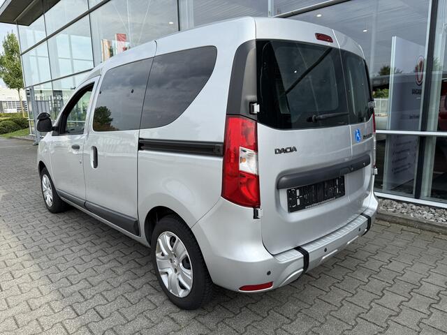 Dacia DOKKER 3+1 Rolstoelauto 1.6 SCe (Mooie ruime 5+0 of 3+1 Rolstoelauto!)