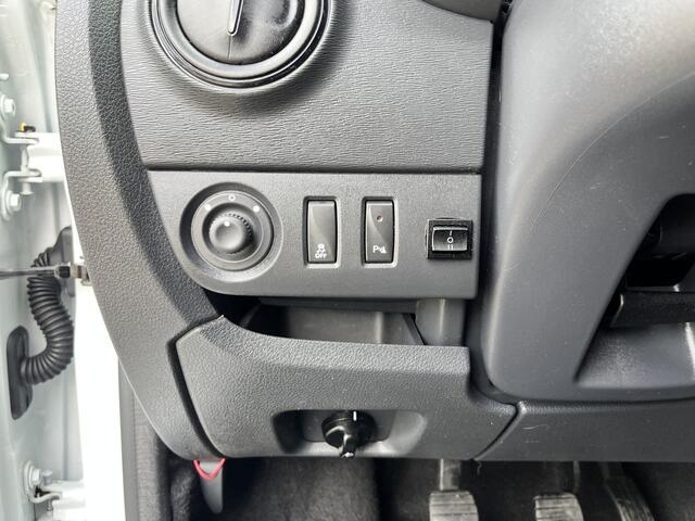 Dacia DOKKER 1.5 dCi 75 Bestel BTW VRIJ!! Airco Schuifdeur Parkeersensoren achter Ventilator 2-Persoons Euro 6 Bpm vrij voor particulier gebruik!!
