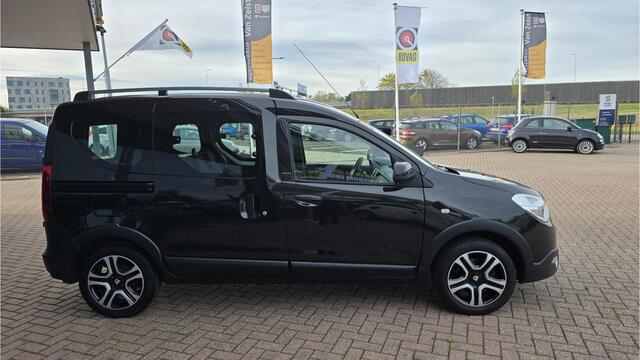 Dacia DOKKER 1.2 TCe Stepway, AIRCO, Multimediasysteem, Navigatie, Bluetooth, Voorstoelen verwarmd,Parkeersensoren, Cruise control, Camera, Elektrische ramen en spiegels, Nw Distr.Ketting, Nette auto, BOVAG Garantie