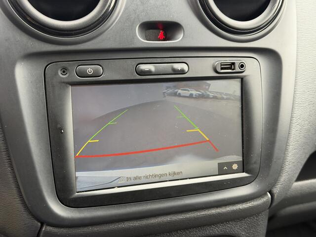 Dacia DOKKER 1.5 Blue dCi 90 Essential / Trekgewicht 1200 Kg / Navigatie / Multimedia Bluetooth / Stoelverwarming / Achteruitrij Camera / Parkeersensoren Achter / Airco / DAB / Cruise Control / Elektrische Ramen / Elektrisch Verstelbare Buiten Spiegels /