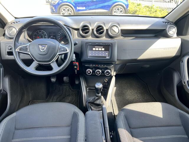 Dacia DUSTER 1.3 TCe 130 Prestige | Trekhaak | 360º Camera | Navigatie |