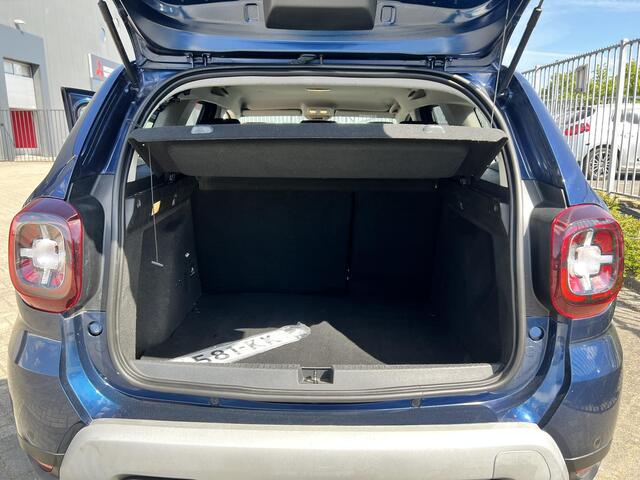 Dacia DUSTER 1.3 TCe 130 Prestige | Trekhaak | 360º Camera | Navigatie |