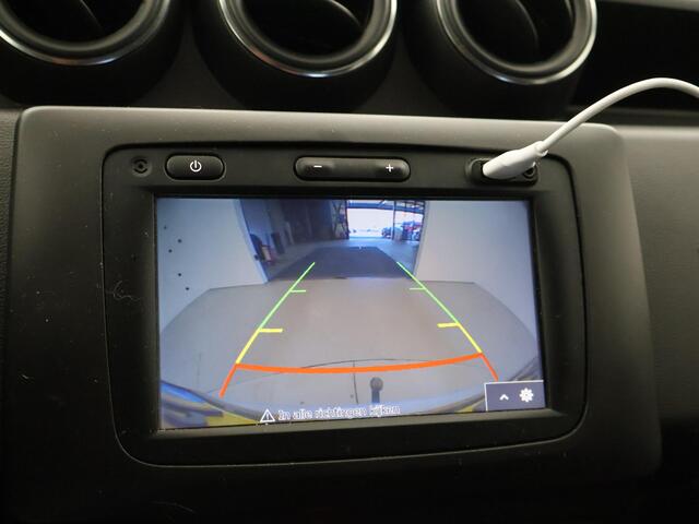 Dacia DUSTER 1.3 TCe 150 PK PRESTIGE + 1500 KG TREKHAAK | STOELVERW. | CAMERA | APPLE CARPLAY | NAVIGATIE