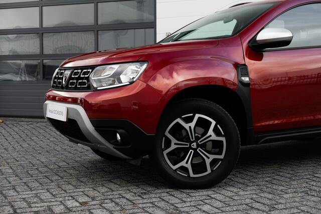 Dacia DUSTER 1.0 TCe 100 PK Bi-Fuel Prestige | Trekhaak | Climate Control | Navigatie | Camera achter | incl. Bovag rijklaarpakket met 12 maanden garantie |