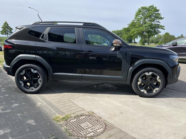 Dacia DUSTER 1.6 Hybrid 140 PK Journey / Keyless / Camera 360'' / Climate / Cruise / Applecarplay - Androidauto /
