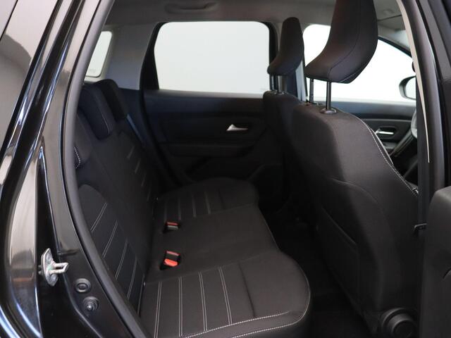 Dacia DUSTER TCe 100pk Bi-Fuel Prestige | Trekhaak | LPG | Camera's rondom | Parkeersensoren |