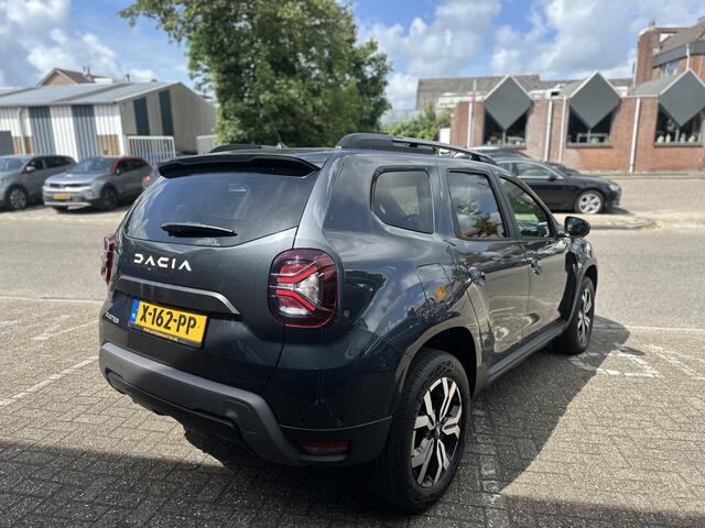 Dacia DUSTER 1.3 TCe 150 Journey Automaat/Camera V+A/ Stoelverwarming / ECC/Parkeersensoren.