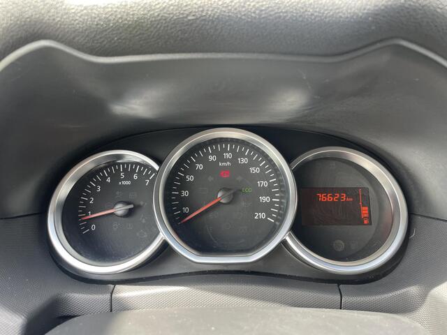 Dacia DUSTER 1.2 TCe 4x2 Blackshadow