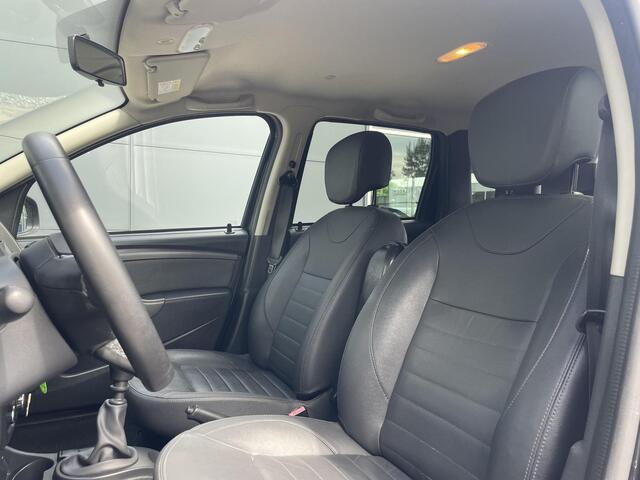 Dacia DUSTER 1.2 TCe 4x2 Blackshadow
