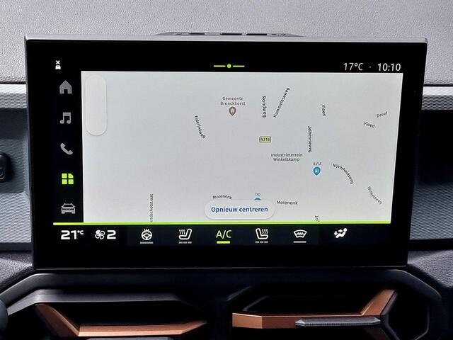 Dacia DUSTER 1.6 Hybrid 140 Extreme Automaat / Nieuw Model / Auto Beschikbaar / Navigatie / Rondomzicht Camera