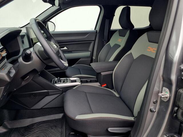 Dacia DUSTER 1.6 Hybrid 140 Extreme Automaat / Nieuw Model / Auto Beschikbaar / Navigatie / Rondomzicht Camera