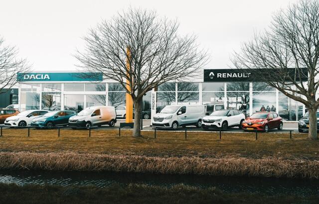 Dacia DUSTER 1.0 TCe Bi-Fuel Extreme | Climat control | Lm Velgen | Cruise | Trekhaak | Navigatie | incl. Bovag rijklaarpakket met 12 maanden garantie |