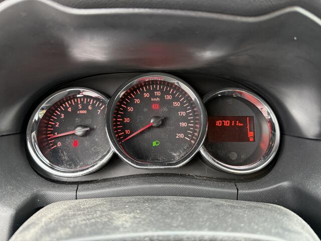 Dacia DUSTER 1.2 TCe 4x2 Blacksh.