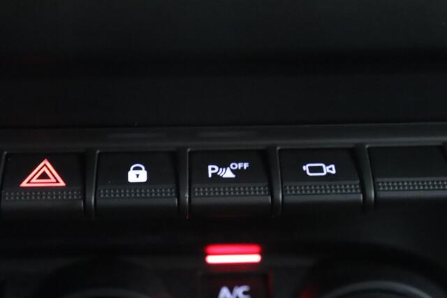 Dacia DUSTER 1.3 TCe Prestige Automaat | 360 Camera | Climate Control | Navigatie | Apple Carplay Android Auto | All season banden |