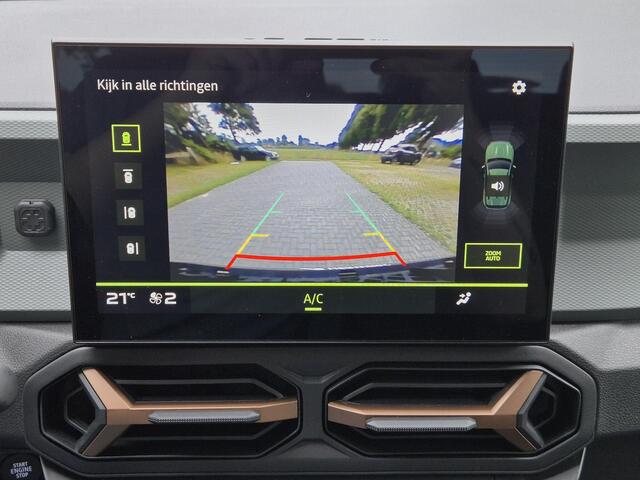 Dacia DUSTER 1.6 Hybrid 140 Extreme Automaat / Techno-pakket / Cruise control / Apple Carplay Android Auto / Achteruitrijcamera / Keyless Entry/Start / Navigatie / Climate control / Draadloze telefoon lader /