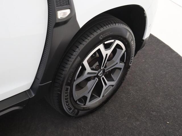 Dacia DUSTER 1.0 TCe Prestige |Navigatie |Achteruitrijcamera |Privacy Glass | Parkeersensoren Achter | Cruise Control | Bluetooth Carkit | LM Velgen |