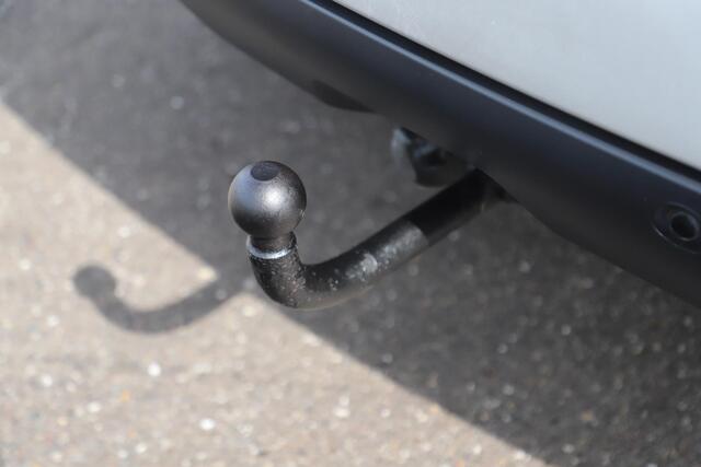 Dacia DUSTER 1.0 TCe Prestige 101PK Trekhaak 360 Achteruitrijcamera Airco Cruise Control