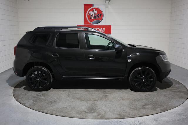 Dacia DUSTER 1.0 TCe Comfort, Black Edition, Stoere SUV, 18 inch, Navigatie, Cruise control, Airco, Parkeersensoren, Blue tooth, Hoge instap